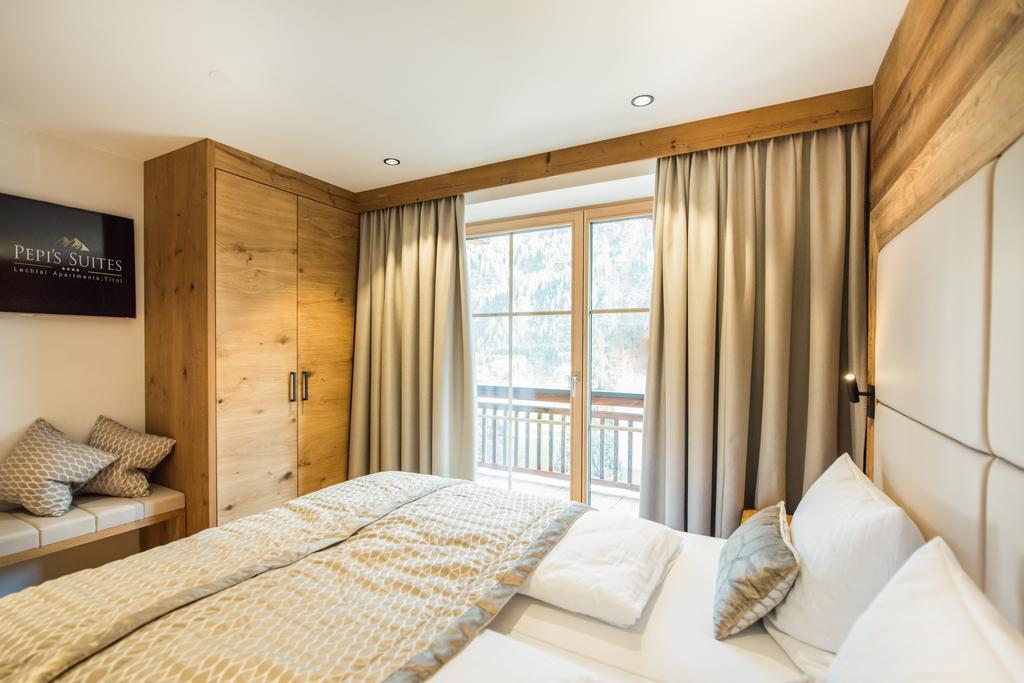 Pepi'S Suites - Lechtal Apartments Holzgau Eksteriør billede