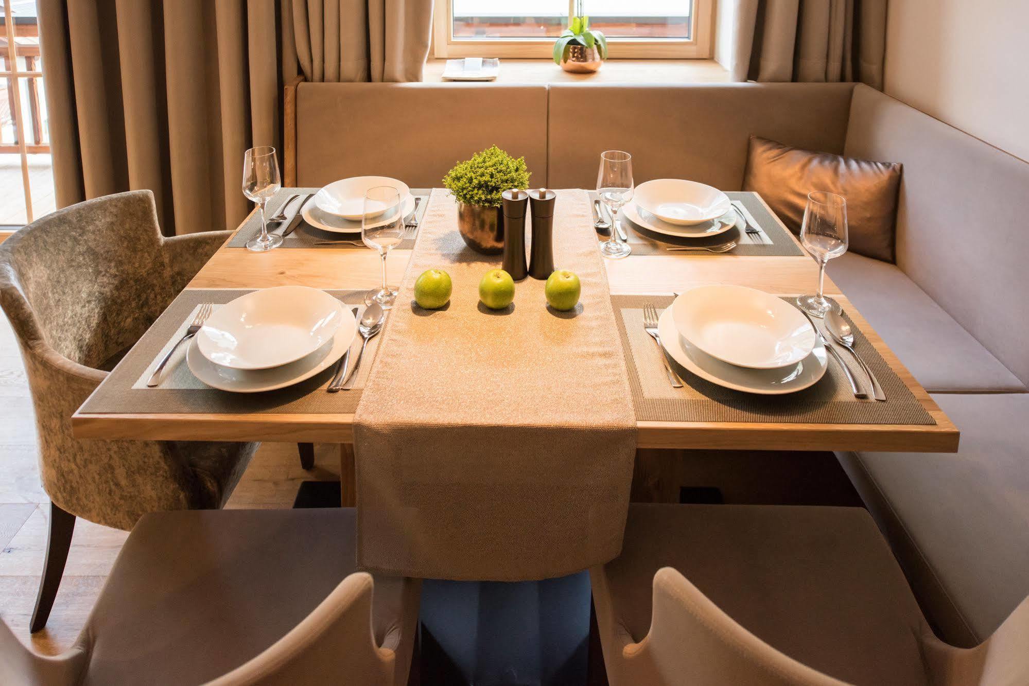 Pepi'S Suites - Lechtal Apartments Holzgau Eksteriør billede