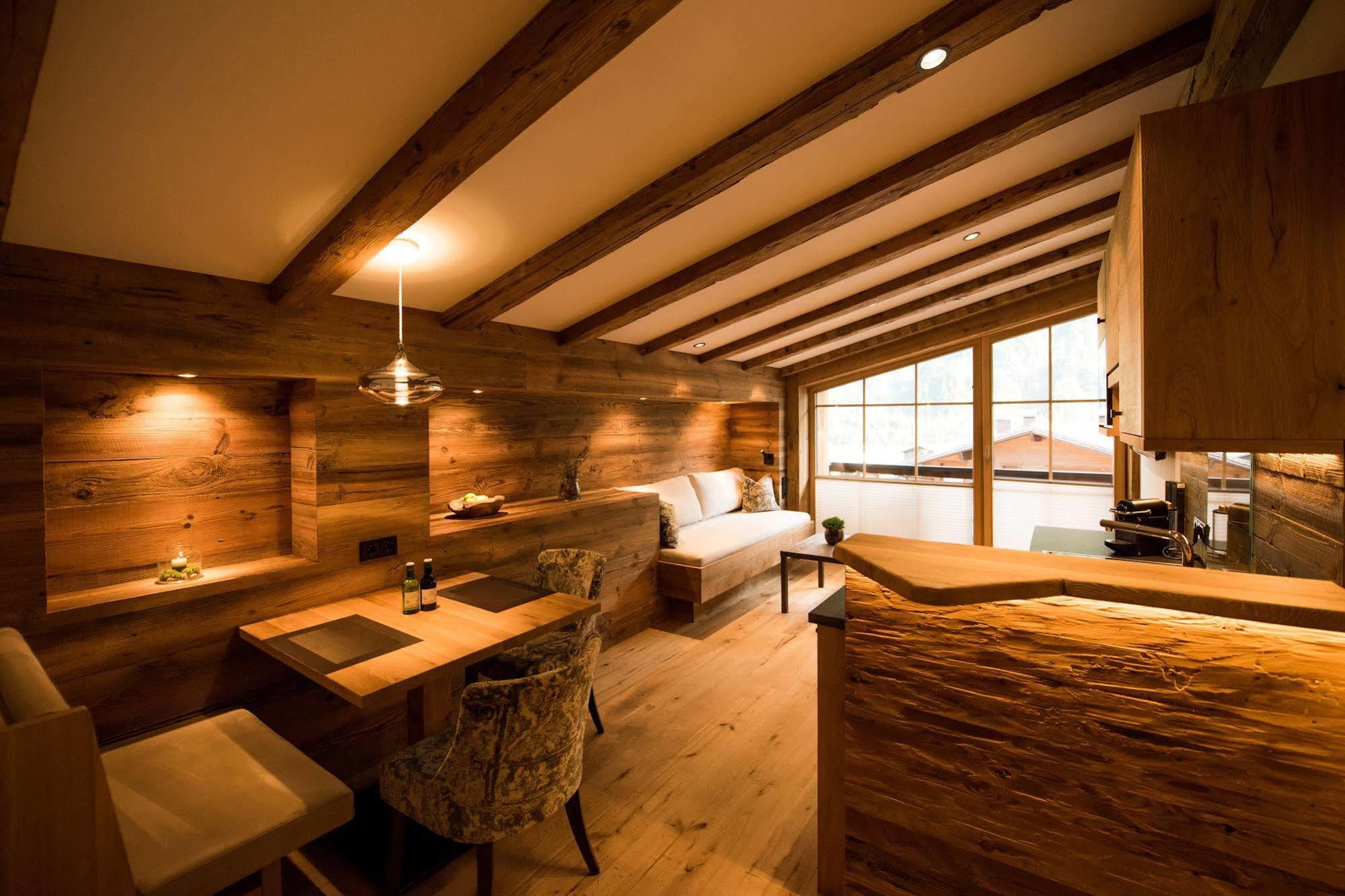 Pepi'S Suites - Lechtal Apartments Holzgau Eksteriør billede
