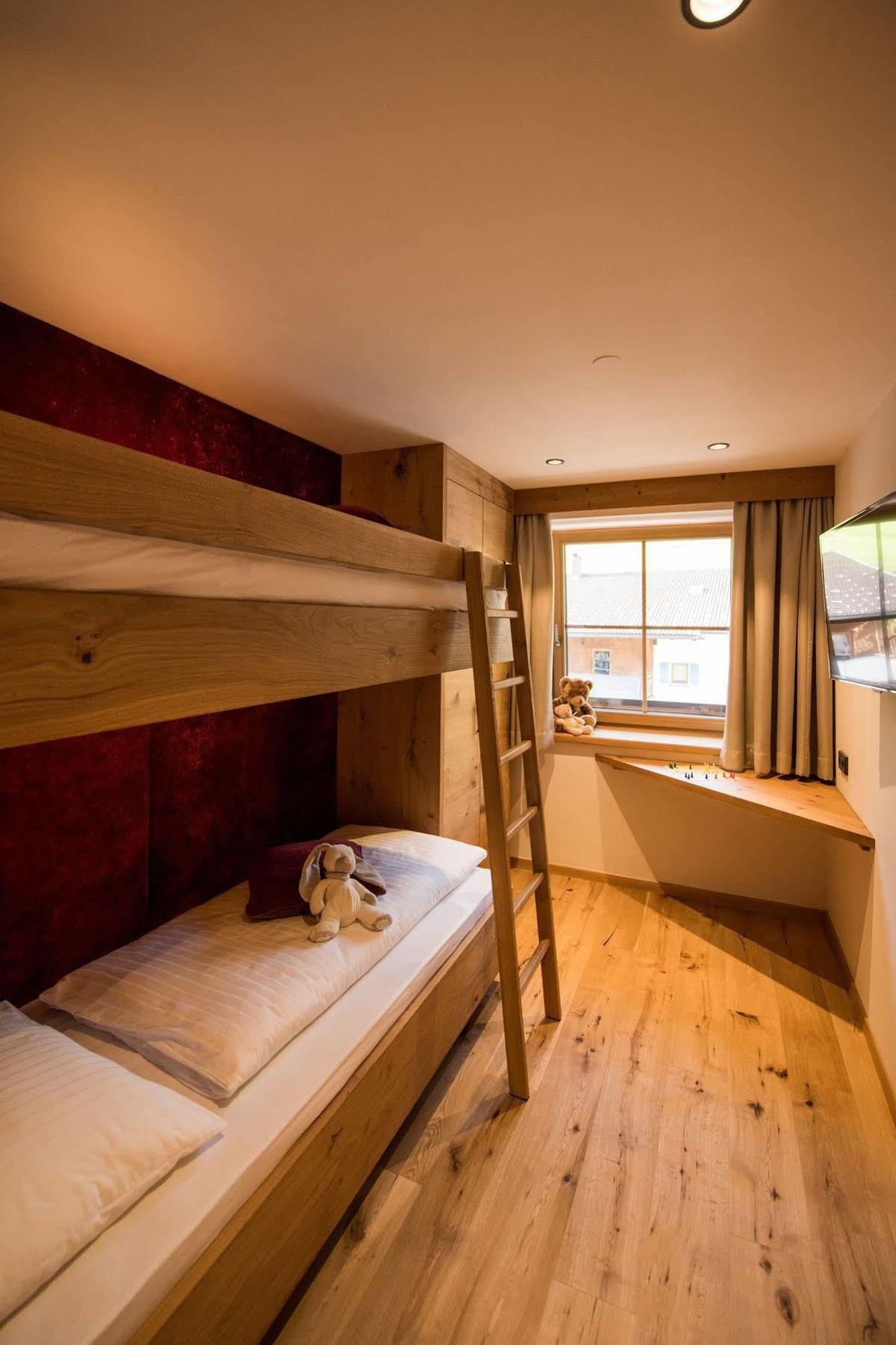 Pepi'S Suites - Lechtal Apartments Holzgau Eksteriør billede